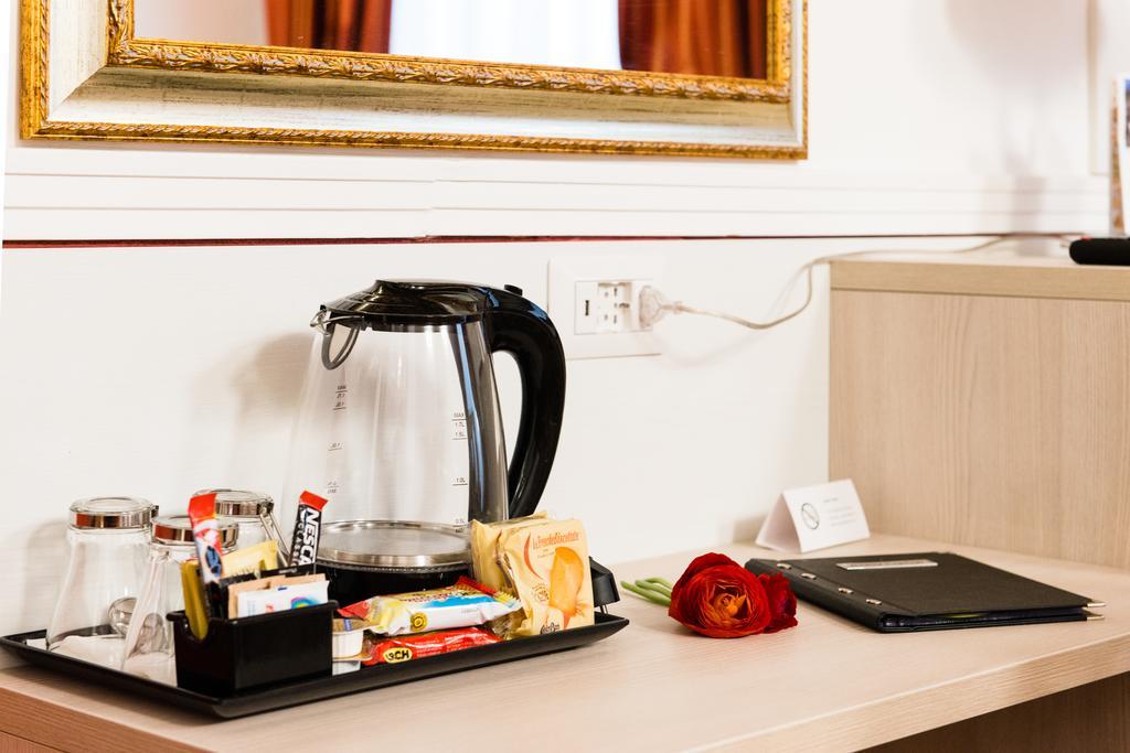 Domus Capilupi Bed and Breakfast Rome Buitenkant foto