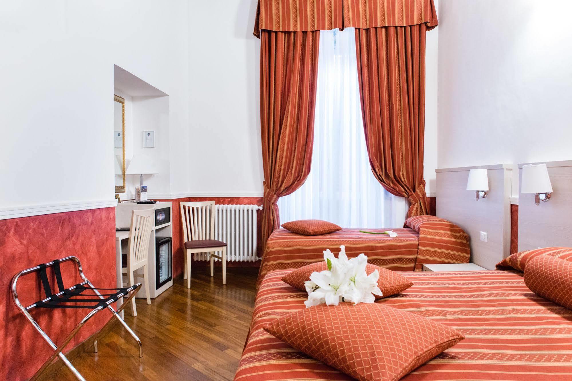 Domus Capilupi Bed and Breakfast Rome Buitenkant foto