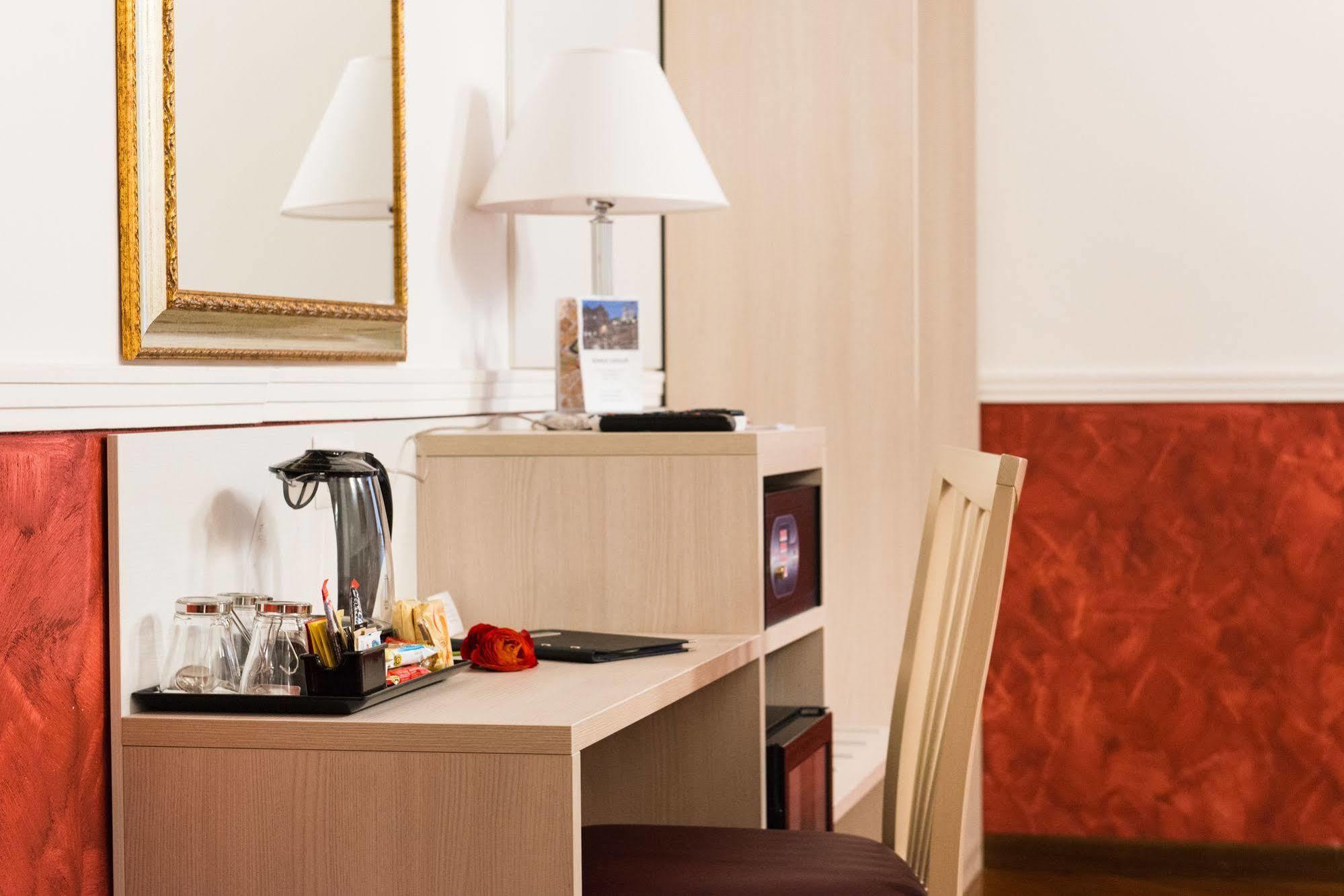 Domus Capilupi Bed and Breakfast Rome Buitenkant foto