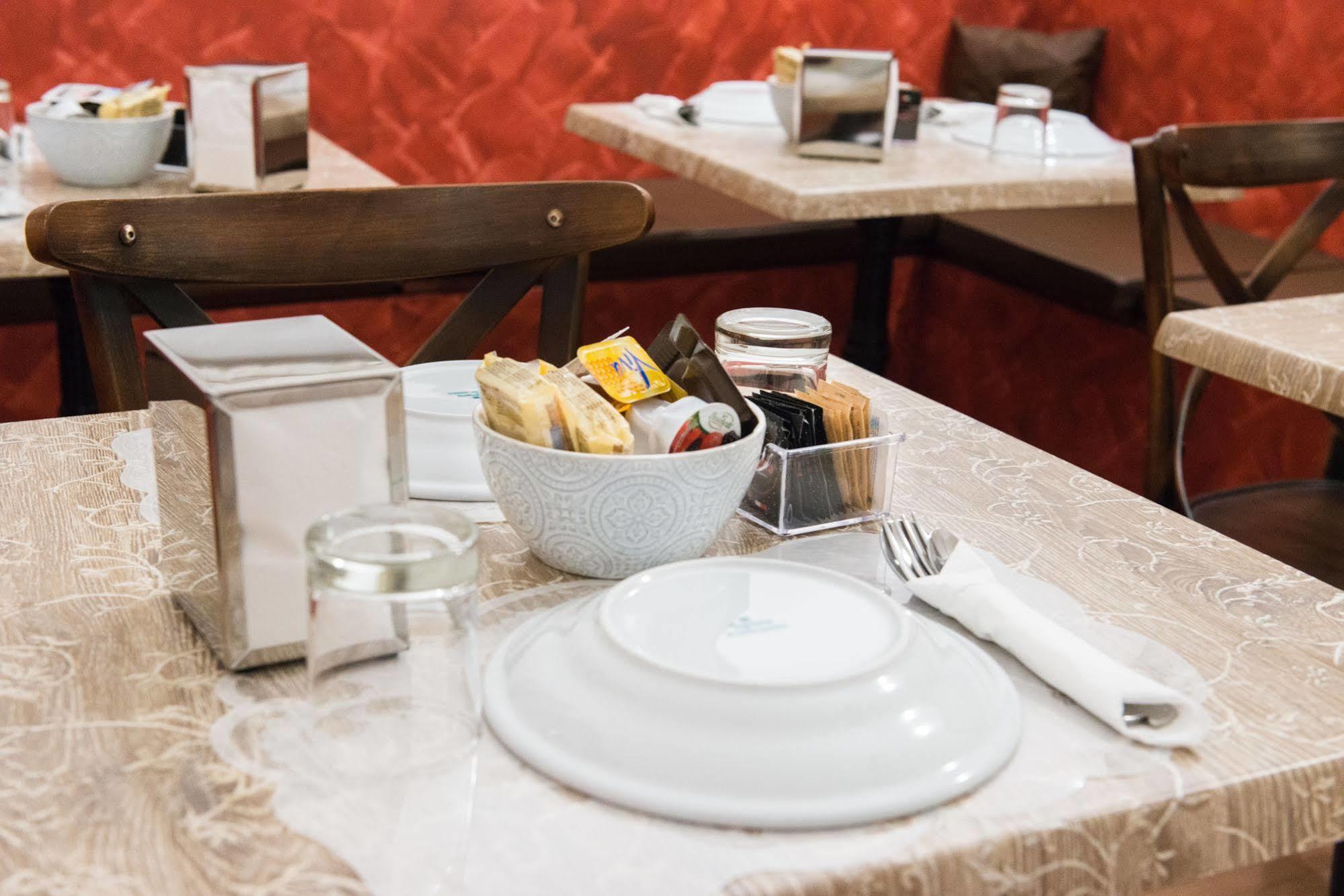 Domus Capilupi Bed and Breakfast Rome Buitenkant foto