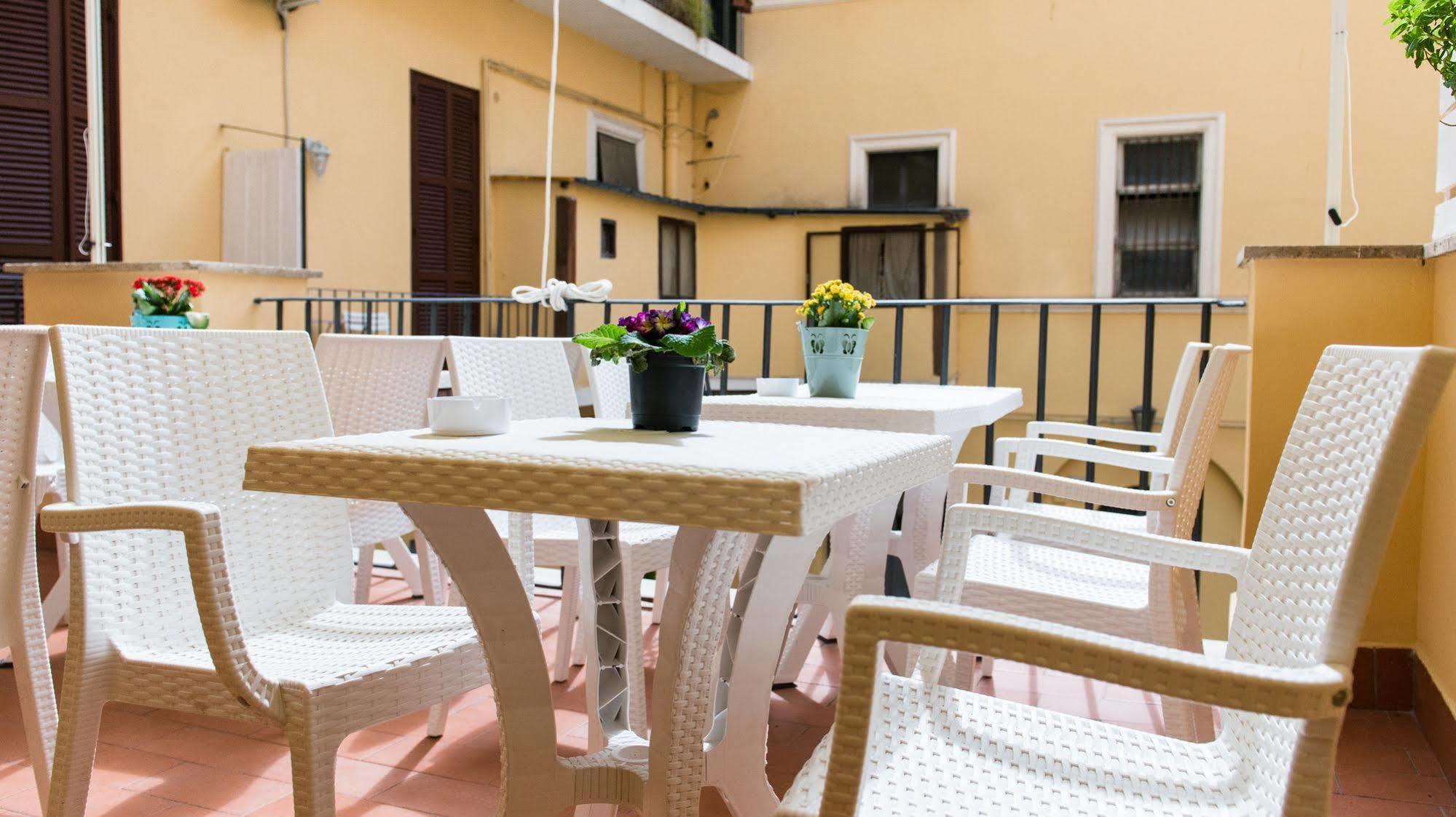Domus Capilupi Bed and Breakfast Rome Buitenkant foto